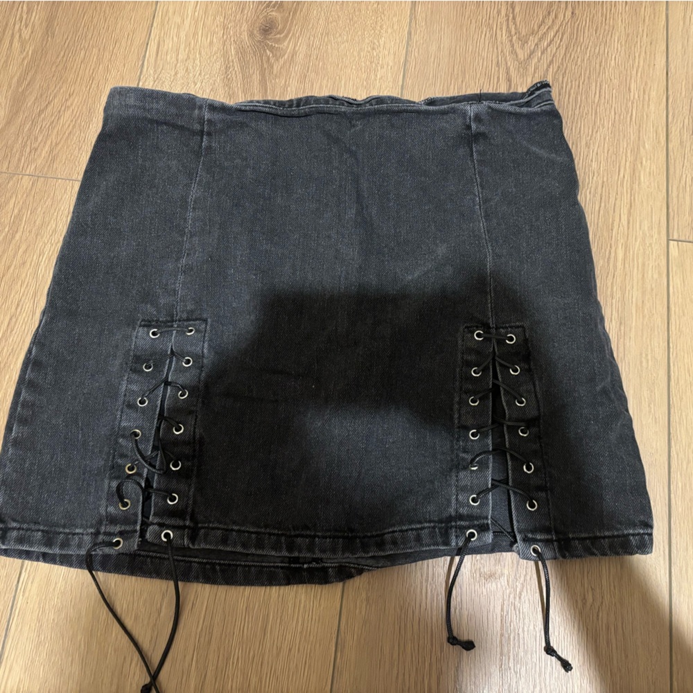 Urban Outfitters denim skirt size M